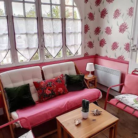 فيلة Charmante 2* Proche Plage & Centre, Jardin Clos, 3 Chambres, Tv, Dvd, Parking, Ideal Famille - Fr-1-648-25 *